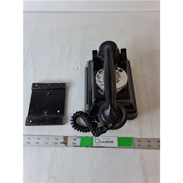 Vintage Siemens Wall Style Rotary Phone