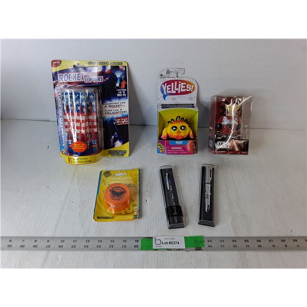 Rocket Copters, Poe Dameron Figurine, Peeks Yellies Toy, Misc.