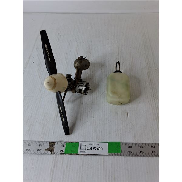 Model Airplane Engine & Propellor, Du Bro Tank