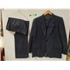 Image 1 : *Leisman Pure Wool Man's Suit - Jacket, Vest, Pants - Size M to L