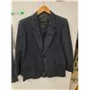 Image 3 : *Leisman Pure Wool Man's Suit - Jacket, Vest, Pants - Size M to L