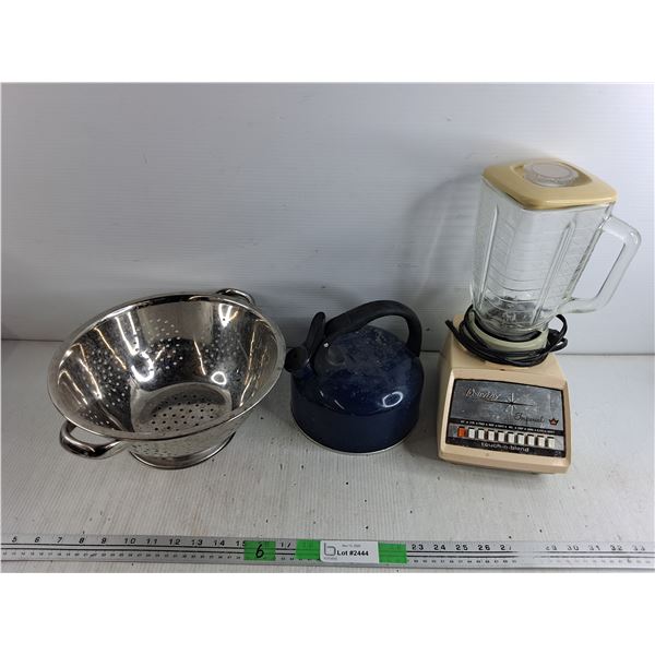 Osterizer Imperial Blender - Powers On, As Is, Kettle, 11" Strainer