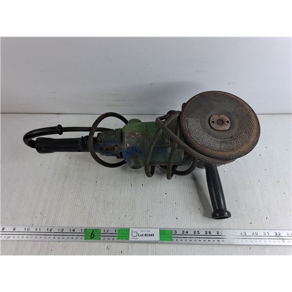 Black & Decker Heavy Duty Angle Grinder - Powers On, As Is, Pickup Only