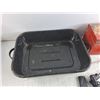 Image 2 : Baking Dish 18" x 14" x 4", Metal Tool Box 11" x 6" x 7", Power Cord, Screwdriver, Remote