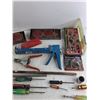 Image 4 : Caulking Gun, Lug Wrench, Sockets, Screwdrivers, Composite Cable, Wire Strippers, Misc