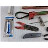 Image 4 : Rubber Cement, Wire Stripper, Belt Wrench, Wire Brushes, Box Cuuter, 12V Flashlight, Pliers, Misc