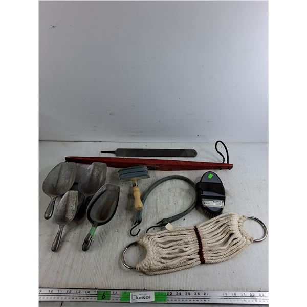 Aluminum Scoops, Curry Comb, Horse Body Brush, Metal File, Misc