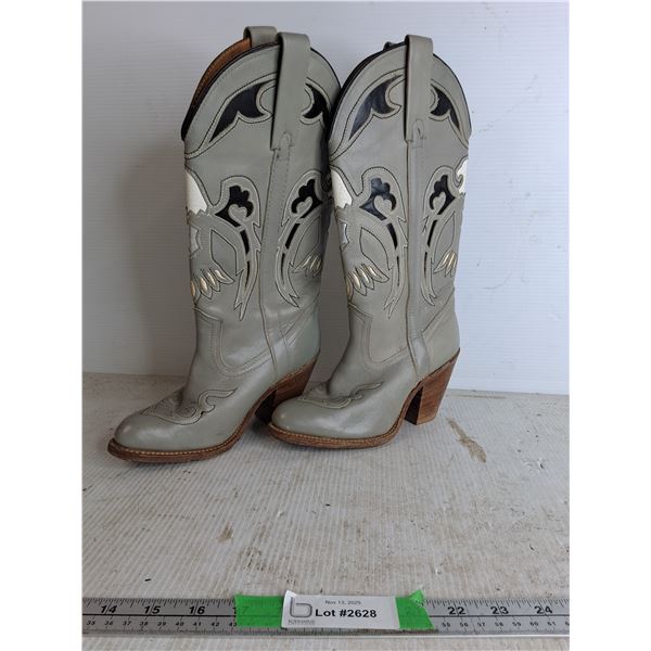 .Miss Capezio Western Boots 9.5  (around size 5/6-ladies)