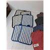 Image 3 : (17) Potholders