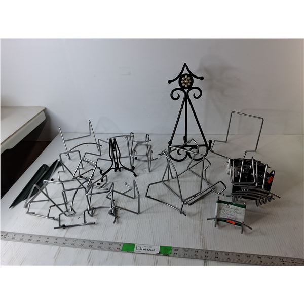 Photo Frame & Display Stands Up to 13.75"