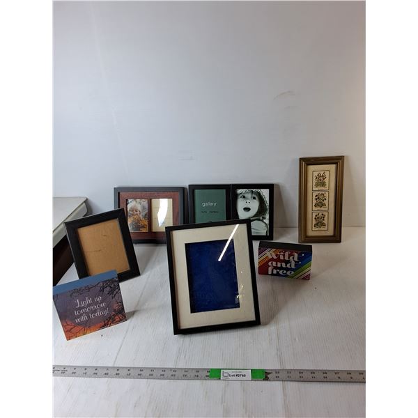 Photo Frames & Home Decor Signs Up to 11.75"