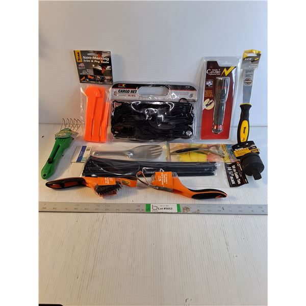 NOS Cargo Net,Flashlight,Socket Adapter,Cable Ties and more in pictures