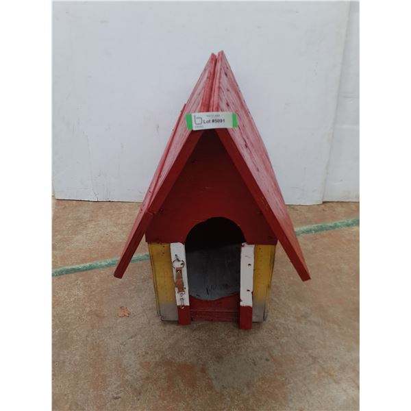 * Wooden Dog House - 25x30x17" - Pickup Only