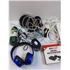 Image 4 : Lot: Label Maker, Power Bars, Various Cords, Misc