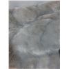 Image 3 : Handmade Knot Rug, Mittens & Faux Soft Fur Throw Blanket