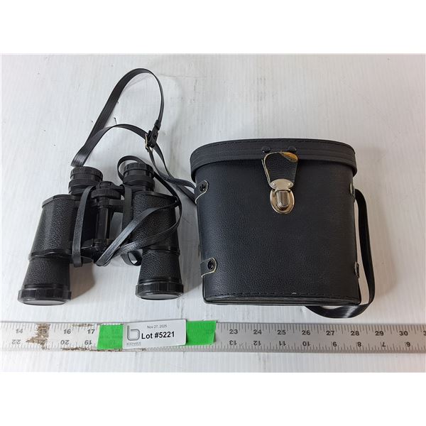 Celebrity 7 x 35 Binoculars & Case