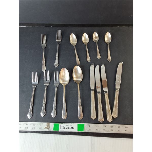 Lot of Cutlery