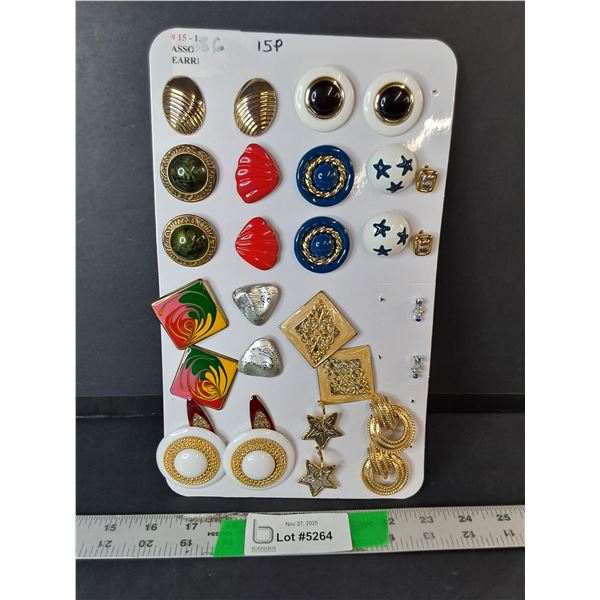 (15) Pairs of Earrings