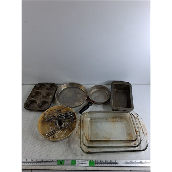 Mixer Beaters Attachments, Cupcake Trays, Small Frying Pan, Glass Baking Pans, Loaf Pans