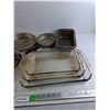 Image 6 : Mixer Beaters Attachments, Cupcake Trays, Small Frying Pan, Glass Baking Pans, Loaf Pans