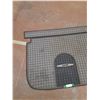 Image 2 : HHR Rubber Mat 33" x 40", Pickup Preferred
