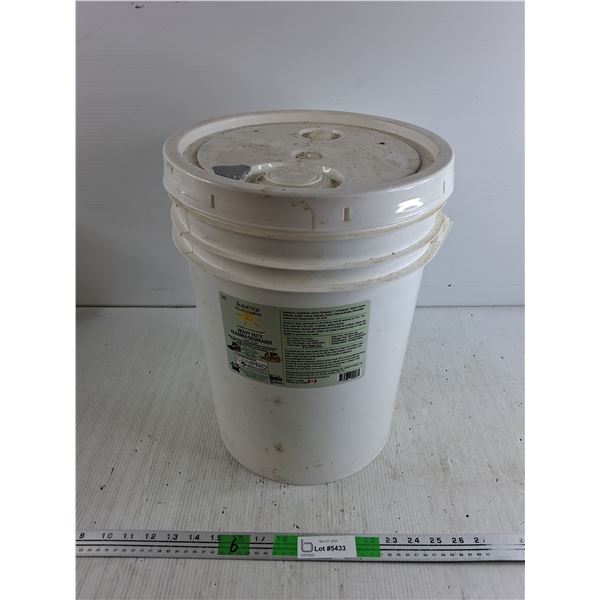 .*20L of Heavy Duty Cleaner/Degreaser - Sealed, Cannot Ship