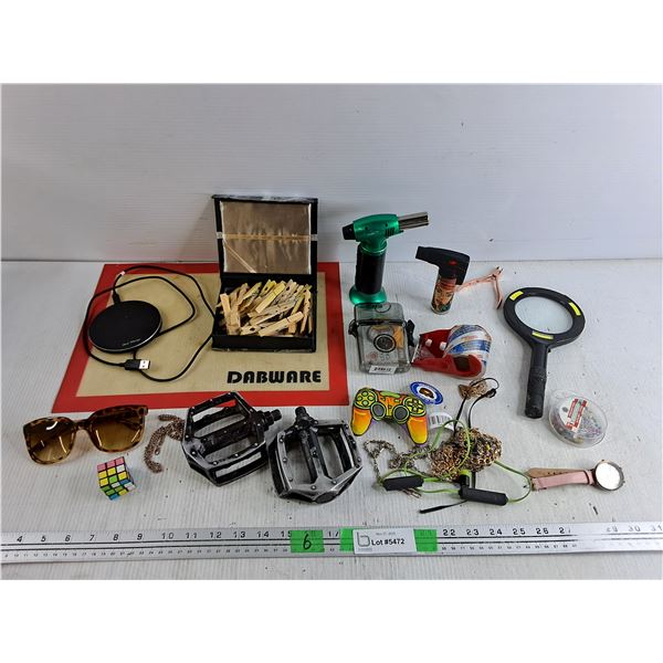 Lighters, Bicycle Pedals, Sunglasses, Necklaces, Straight Pins, Misc