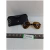 Image 1 : Pair Of Ray-Ban Aviator Classic Sunglasses With  A Gold Frame/Brown Lenses-Cannot Guarantee Authenti