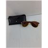 Image 2 : Pair Of Ray-Ban Aviator Classic Sunglasses With  A Gold Frame/Brown Lenses-Cannot Guarantee Authenti