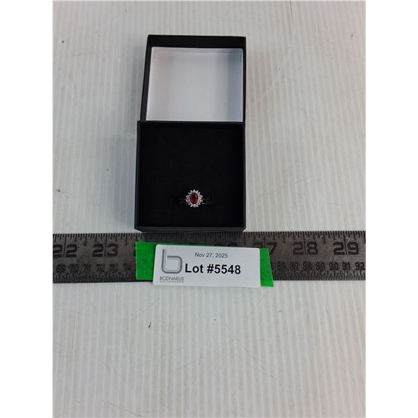 Two-Coloured Stone Reversible Ring- Approx 7.5