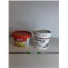 Image 1 : Tub of PolyFill, Tub of Redi-Filler ( cannot ship)
