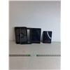 Image 1 : (2) Ipads (as is) With Ipad Case 10"x7"