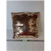 Image 1 : Sequined Rose Gold Flip Design Throw Pillow 16"