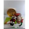 Image 1 : Coleman 12V Quick Pump, Christmas Dolls & Ornaments, Gift Bag, Plastic Serving Tray