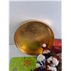 Image 3 : Coleman 12V Quick Pump, Christmas Dolls & Ornaments, Gift Bag, Plastic Serving Tray