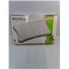 Image 2 : Nintendo WiiFit Plus-appears complete-untested