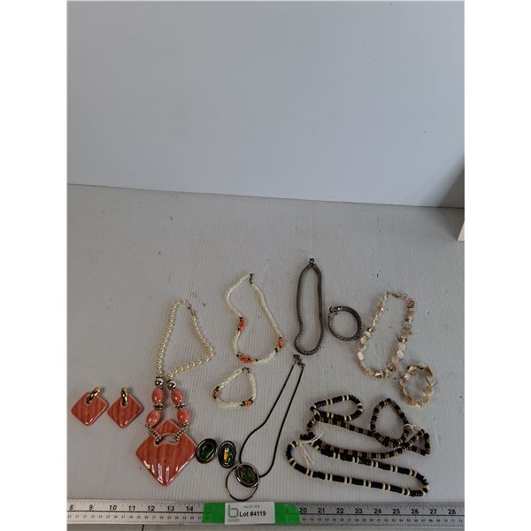 Assorted Jewerly Sets (6)- Earring/Necklace Set (2), Necklace/Bracelets Set (4)