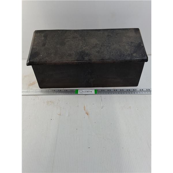 (1) Steel Mailbox-16"x5"x6"