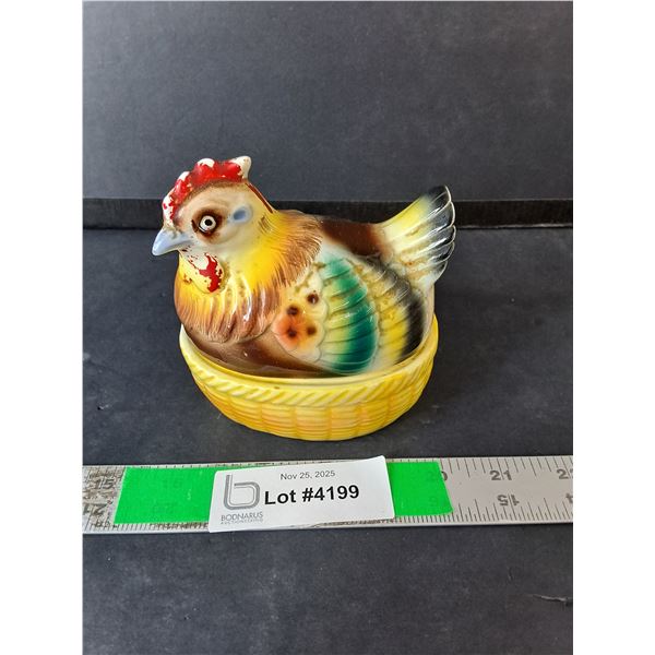 Ceramic Nesting Hen with Egg Salt & Pepper Shakers