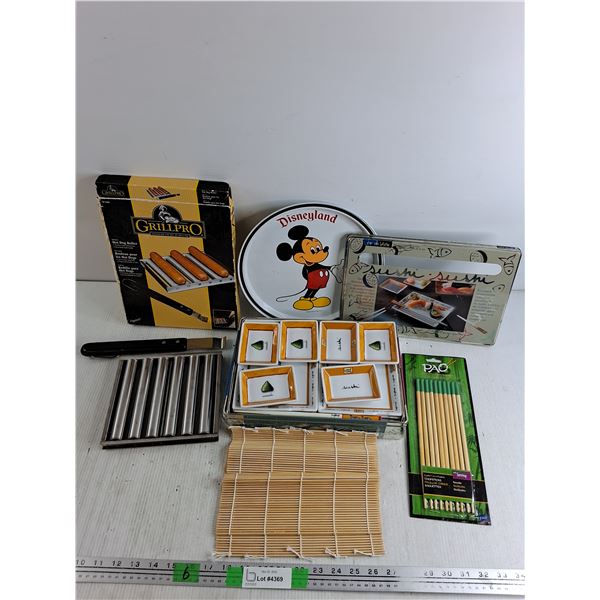 Hot Dog Roller, Chopsticks, Sushi Ceramic Complete Dish Set with Mats, Disneyland Serving Plate