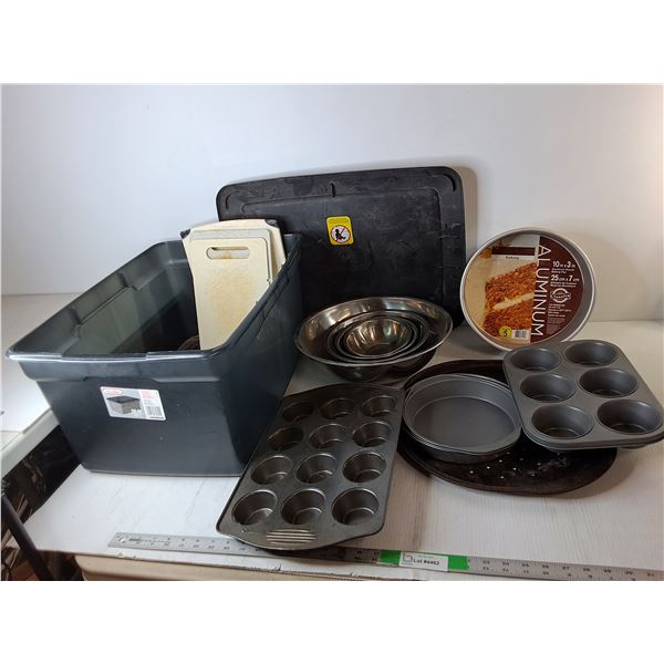 Storage Tote 22.25" x 16" x 11.5", Mixing Bowls, Cutting Boards, Misc. Cannot Ship