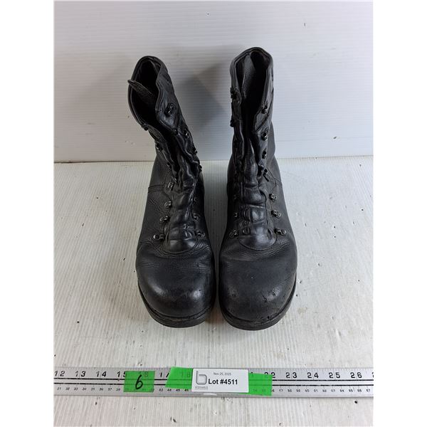 Mens Leather Boots - Size 11