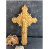 Image 2 : Chalkware Wall Cross, Eye Glass Holder, Sea Shell