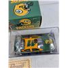 Image 4 : 1:24 Scale Diecast Replica of the 1999 Green Bay Packers Ford Taurus
