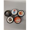 Image 3 : (10) Collector Hockey Pucks- Calgary Flames, Toronto Maple Leafs, Hockey Hall of Fame, Misc.