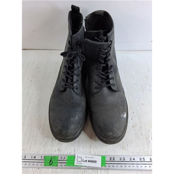 Mens Leather Boots - Size 12
