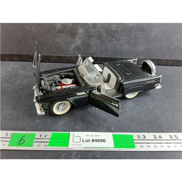 1:18 Scale Ford Thunderbird