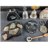 Image 3 : Boston Bruins Key Chain, Souvenir Bells, Charade Cards , Misc Souvenirs