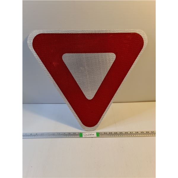 Metal Yield Sign-20"x20"x20"