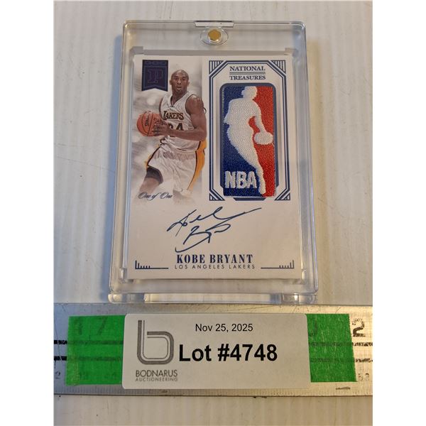 Kobe Bryant Basketball Trading Card - CANNOT GUARANTEE AUTHENTICITY